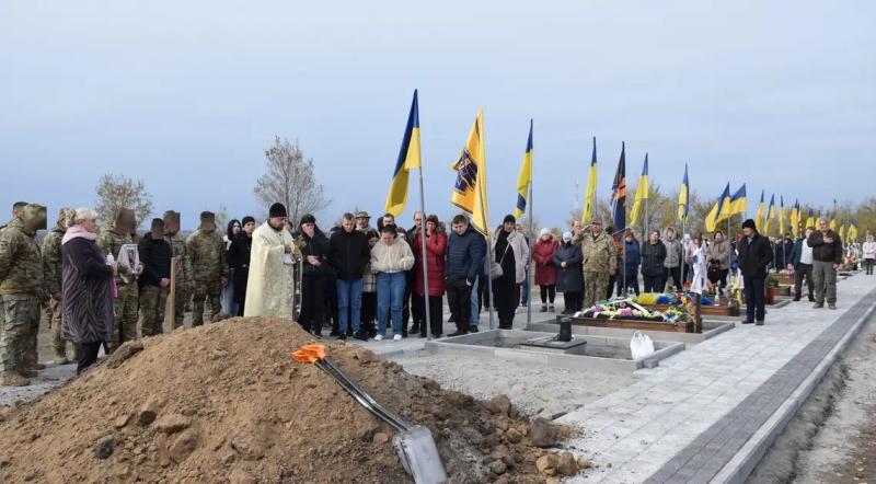 Мріяв стати футболістом. Із 22-річним захисником попрощалися у громаді Кіровоградської області